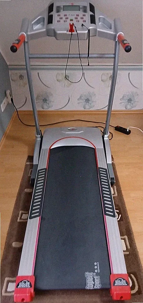Christopeit Laufband TM2 PRO Gebraucht: Sehr Gut /Funktionstüchtig.