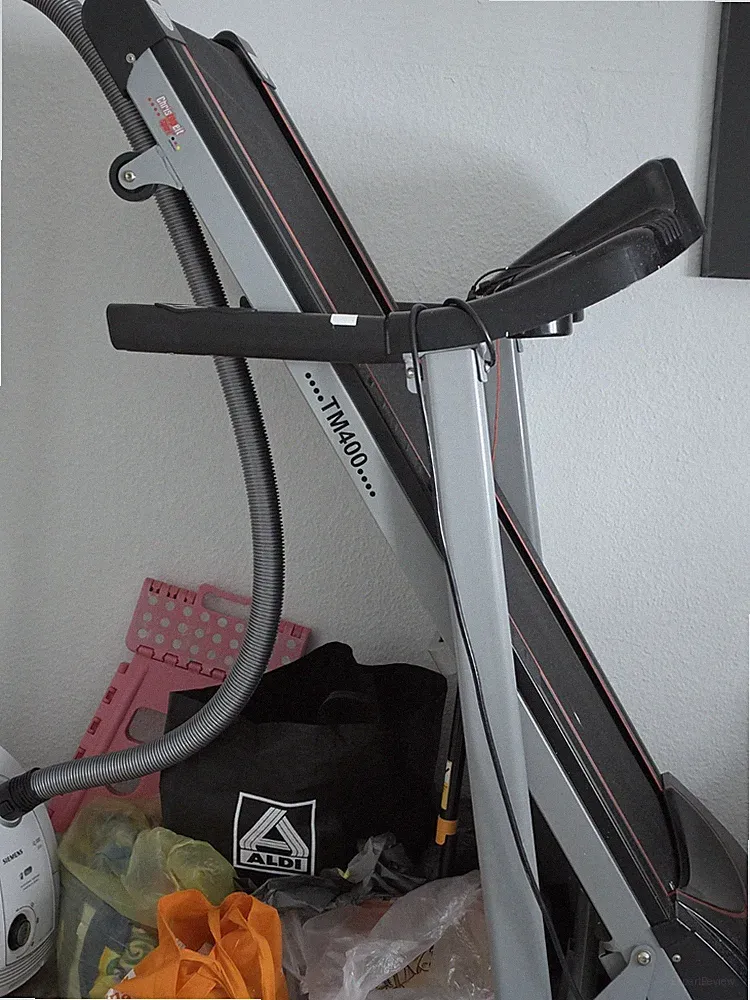 Christopeit Sport TM 400 elektrisches Laufband, klappbar, 12 Programme