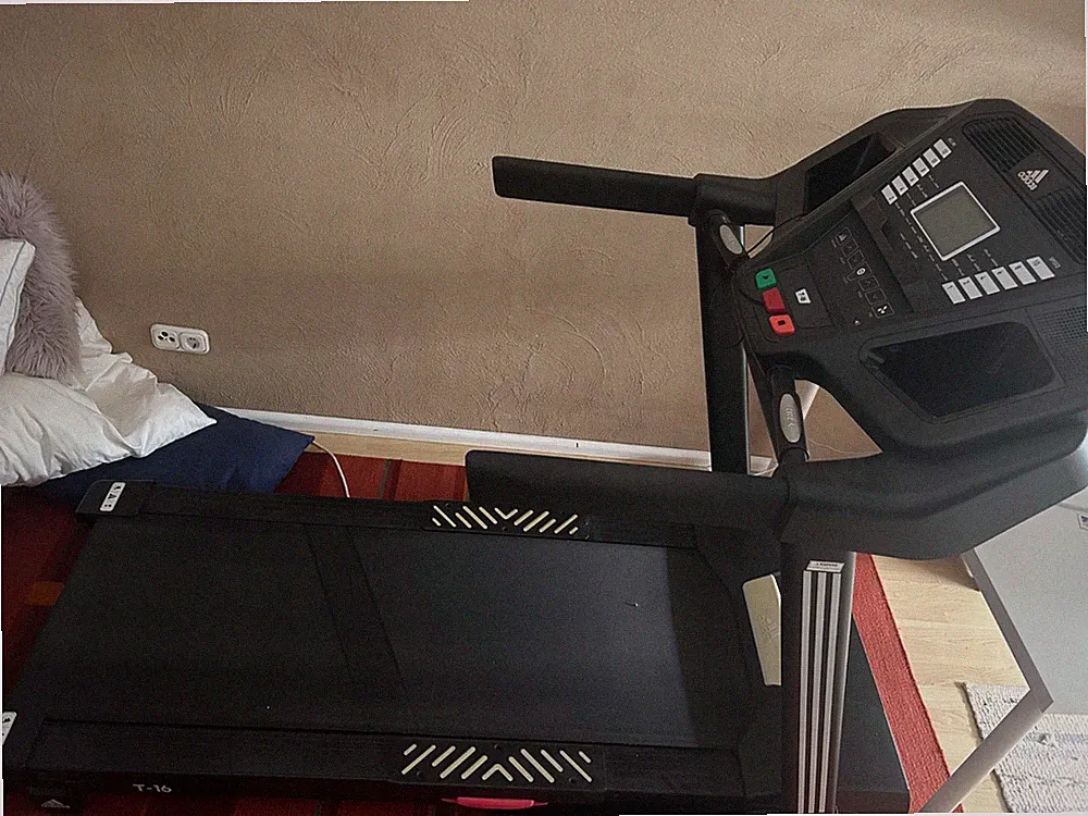 Fitnessgerät Laufband adidas T16