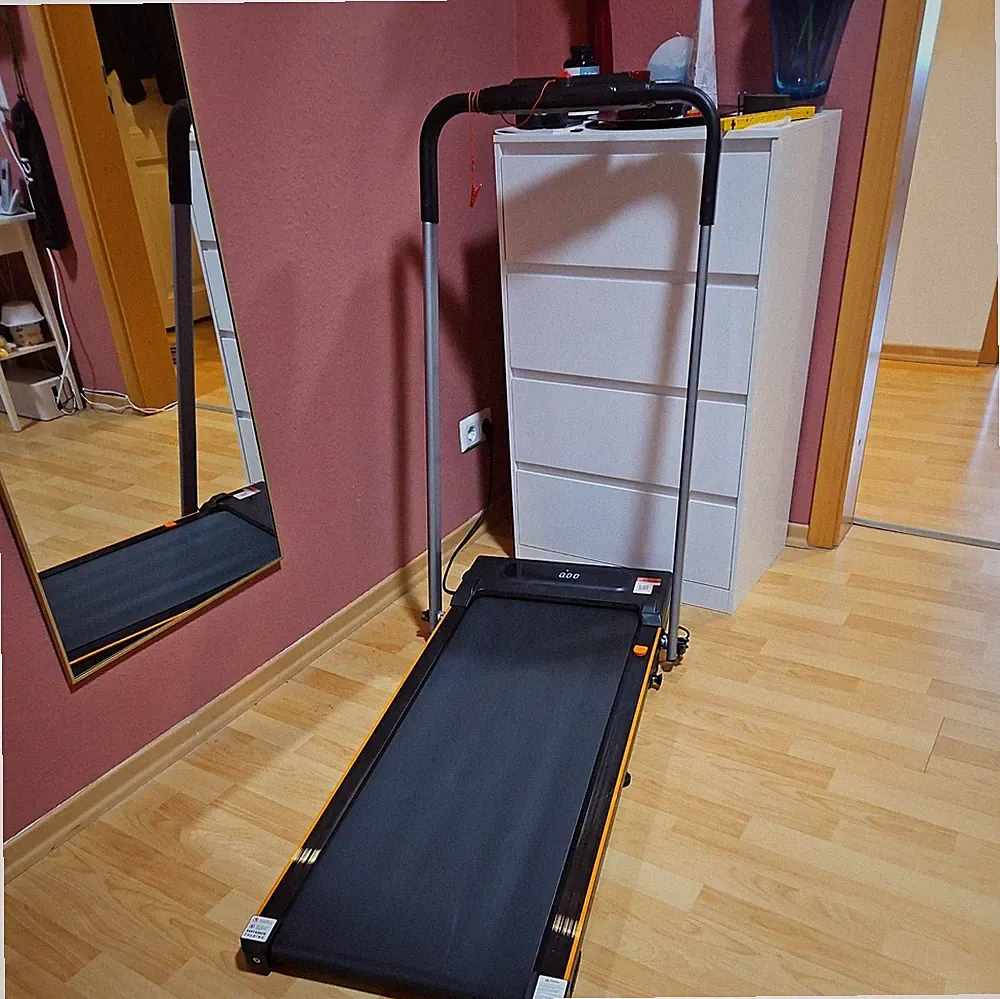 HOMCOM Laufband klappbar, zusammengeklappt platzsparend, Schwarz DEFEKT!