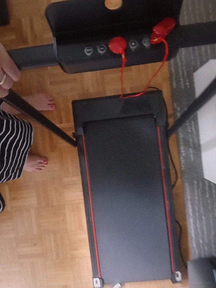 laufband elektrisch klappbar NEU