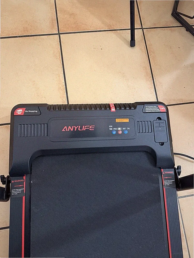 Laufband Heimtrainer 100kilo Belastbar Mit Fernbedienung. Gebraucht Wie Neu.