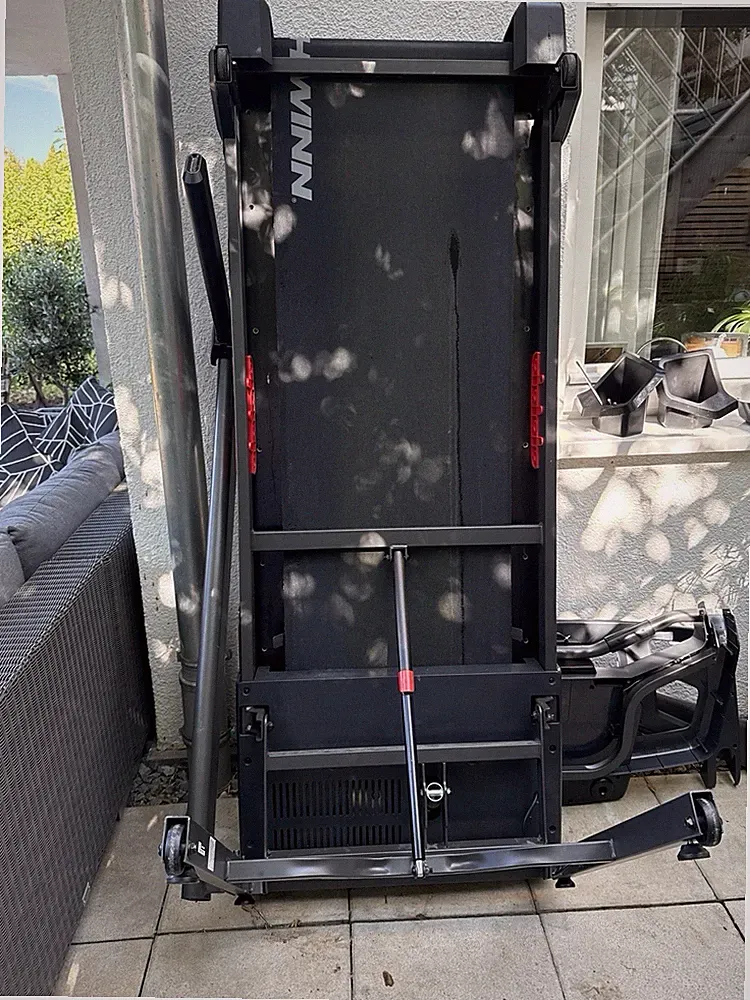 Schwinn 530i, elektrisches klappbares Laufband, 12 Programme, schwarz