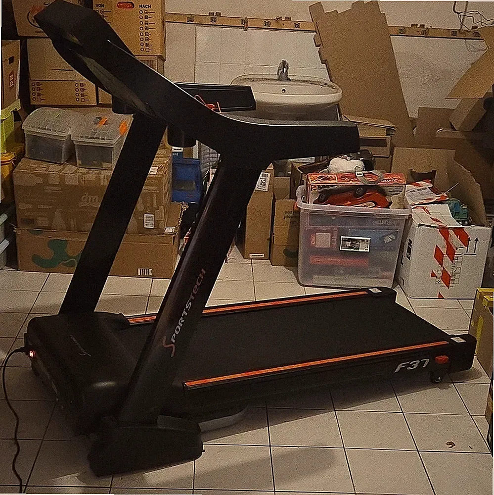 Sportstech F37 Profi-Laufband – Wie neu, kaum genutzt & voll funktionsfähig!