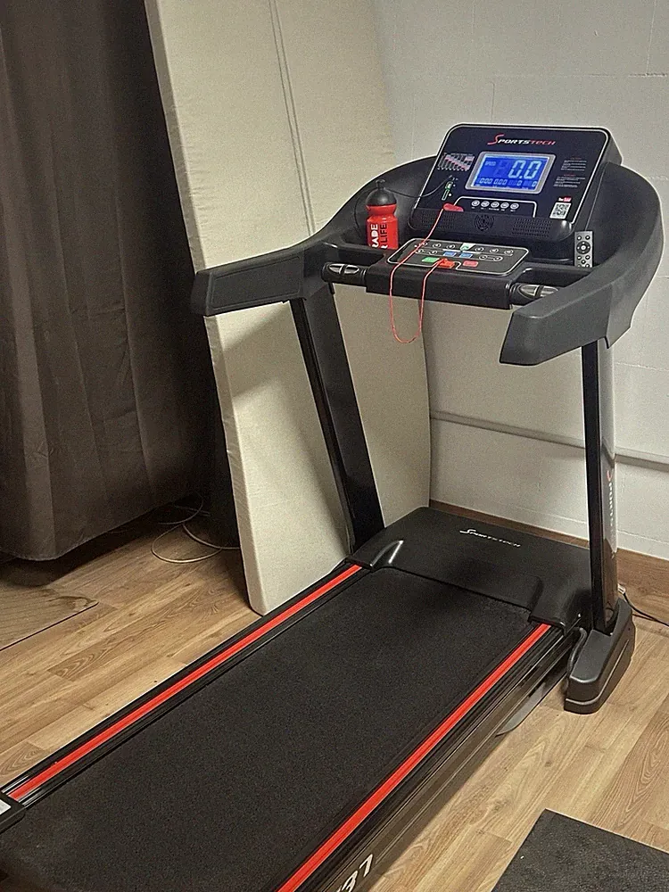 Sportstech Laufband F37 gebraucht wenig genutzt